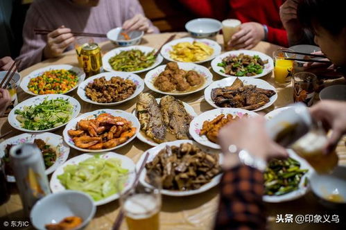 农村礼堂年夜饭1600元30道菜，打造温馨团圆盛宴